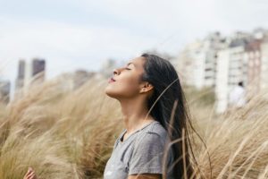 teen practicing mindfulness for teens